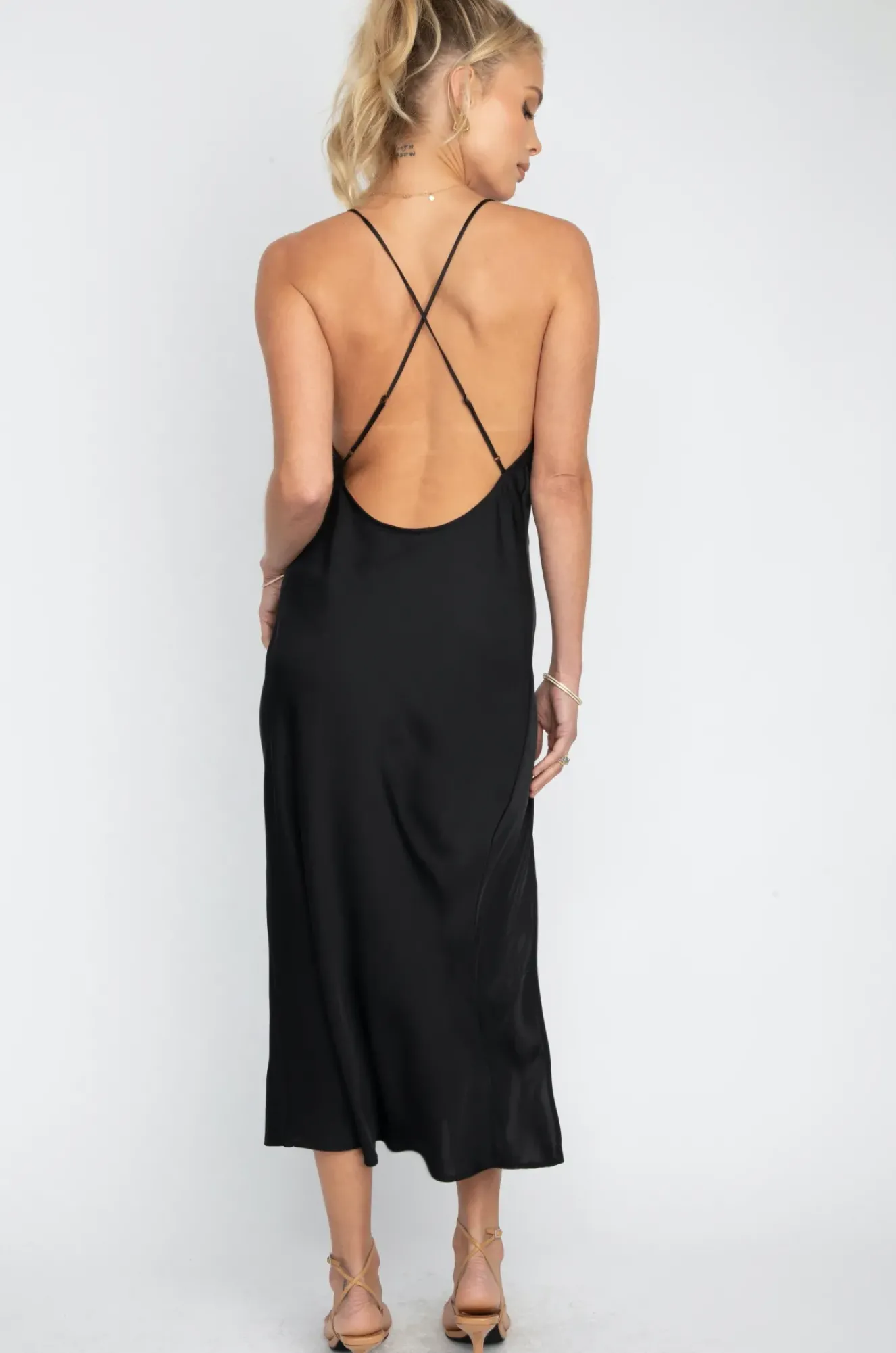 RESA Harper Midi Dress In Black Fashion